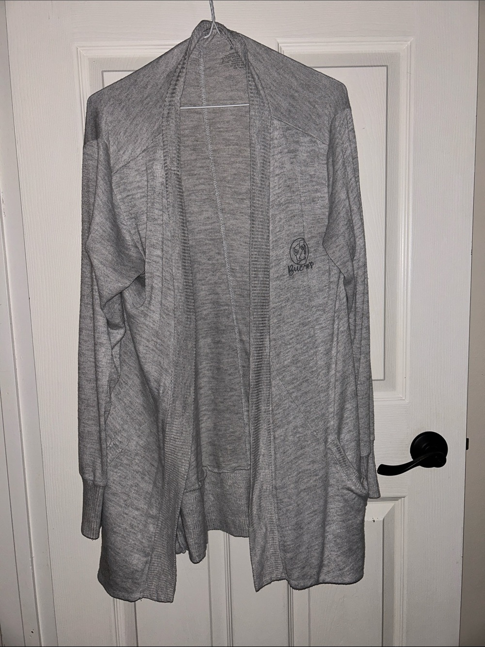 Buc-ee’s Light Gray Open-Front Women’s Cardigan Sweater